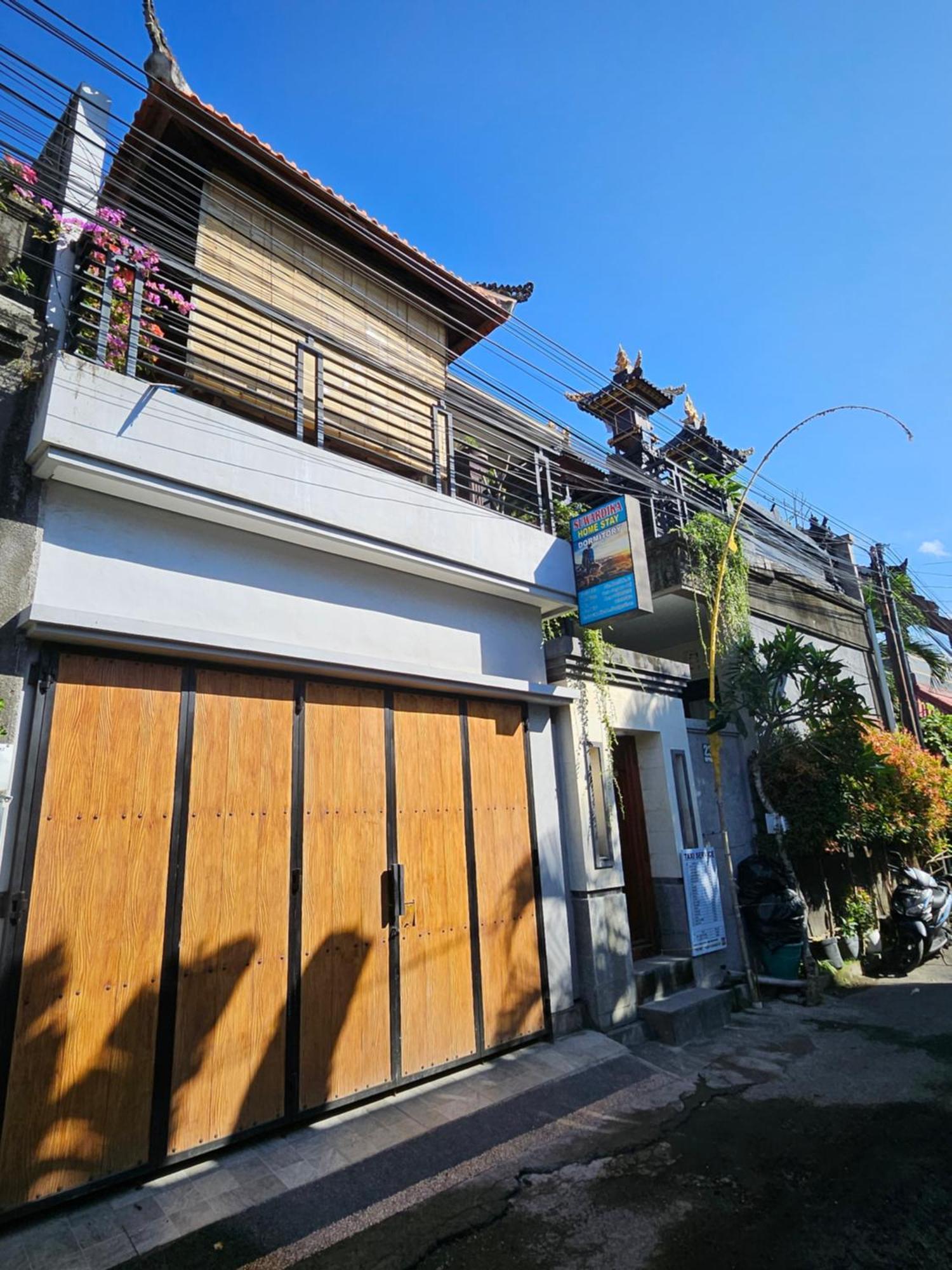 Suwardika Homestay & Dormitory Sanur Buitenkant foto